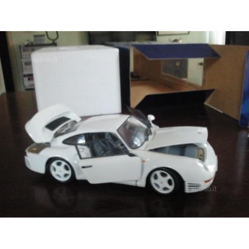 Porsche 959 scala 1/18 EXOTO MOTORBOX