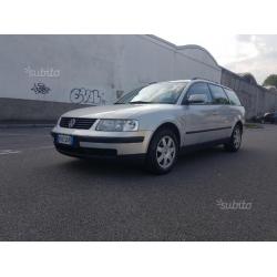 VOLKSWAGEN Passat 1.8 SW Benzina perfetta