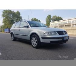 VOLKSWAGEN Passat 1.8 SW Benzina perfetta