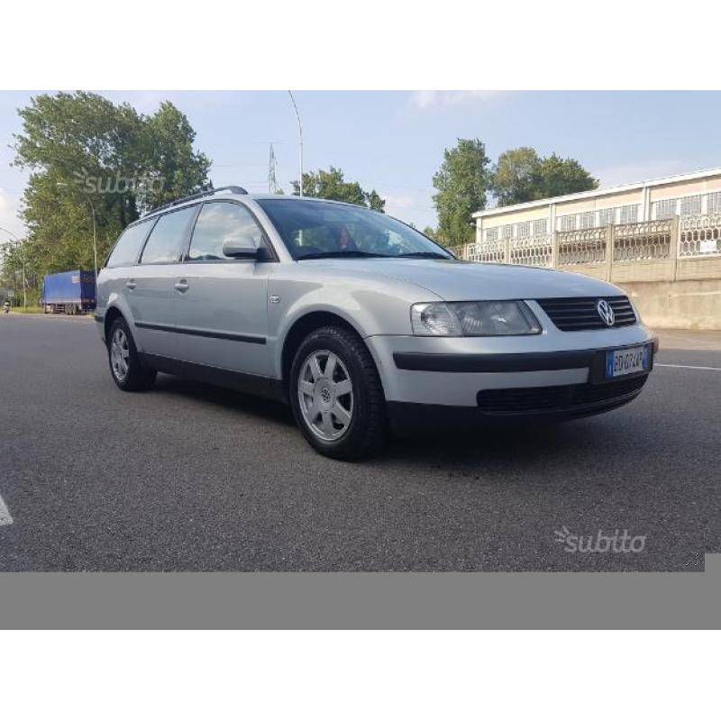 VOLKSWAGEN Passat 1.8 SW Benzina perfetta