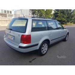 VOLKSWAGEN Passat 1.8 SW Benzina perfetta