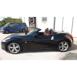 Nissan z370 roadtser 3.7 v6 full optional - 2011