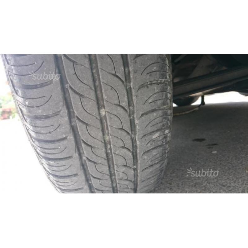 Gomme 185 65 r 15