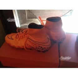 Scarpe calcio e calcetto nike hypervenom