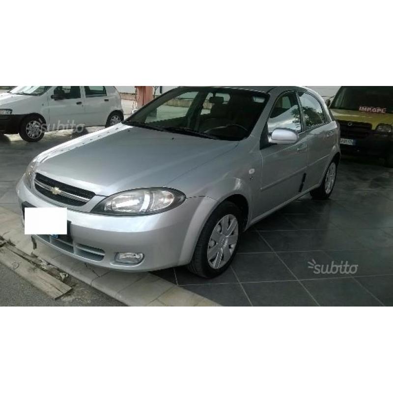 CHEVROLET Lacetti - 2006