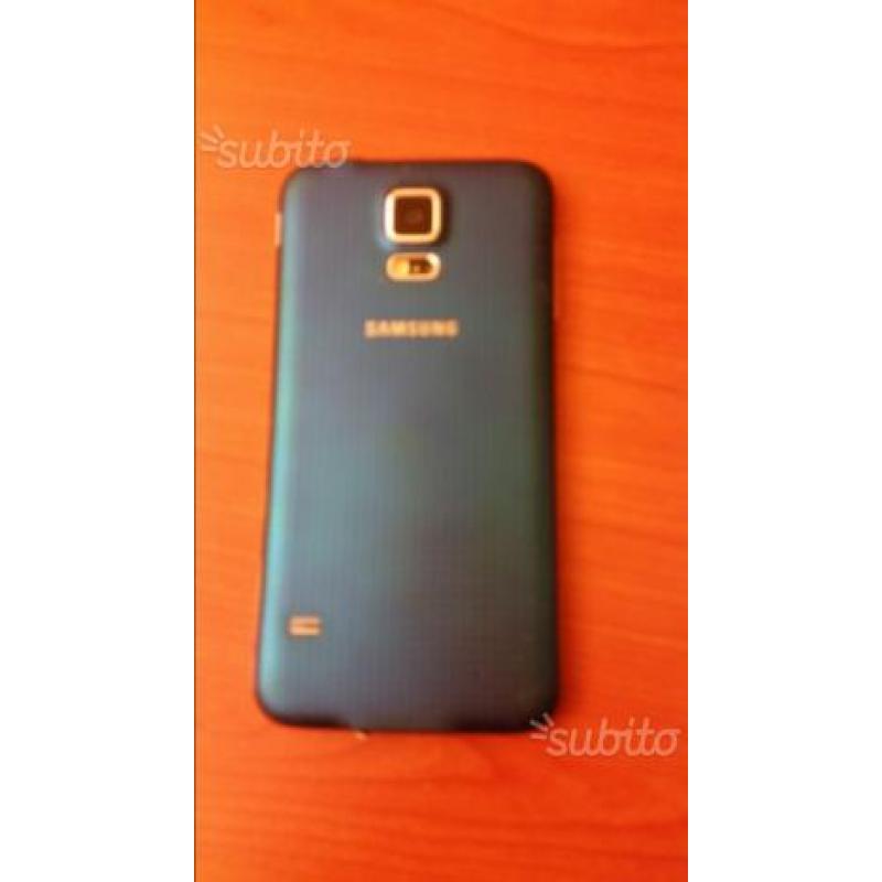 Samsung S 5 con display rotto