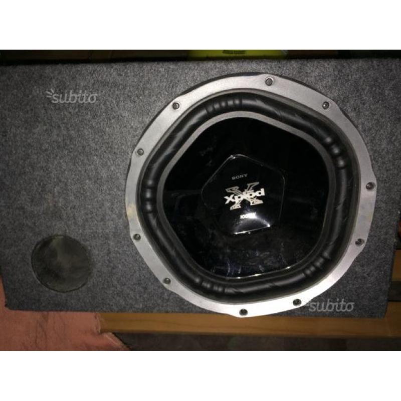 Subwoofer amplificatore