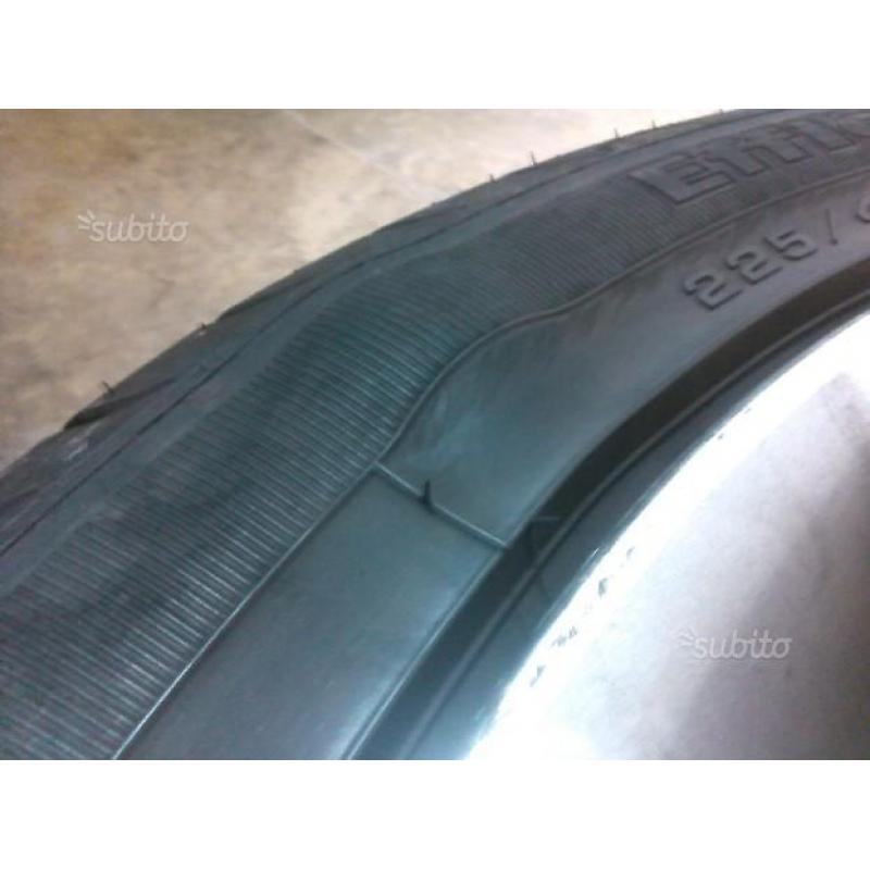 3 gomme estive good year 225/45/17 91W