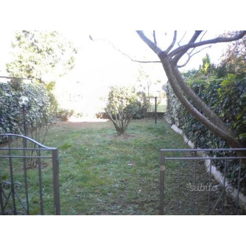 Appartamento 130mq con giardino e garage