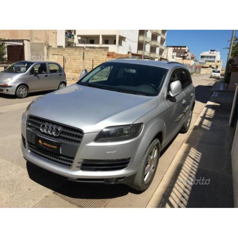 Audi Q7 3.0 V6 TDI F.ap. Quattro Tip. - 2005