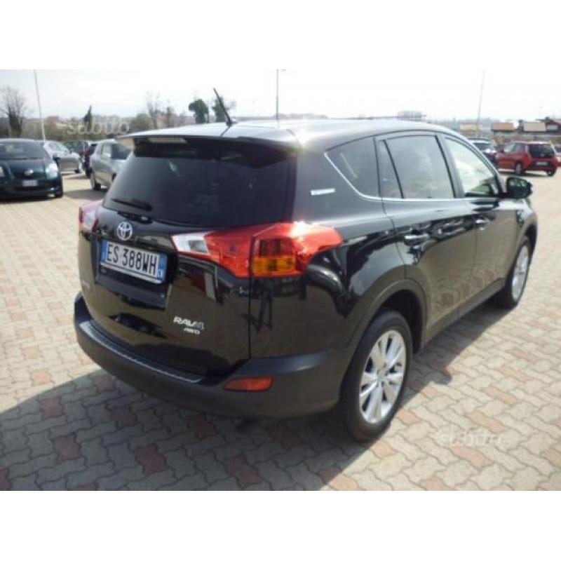 TOYOTA RAV 4 RAV4 2.0 D-4D 4WD Lounge