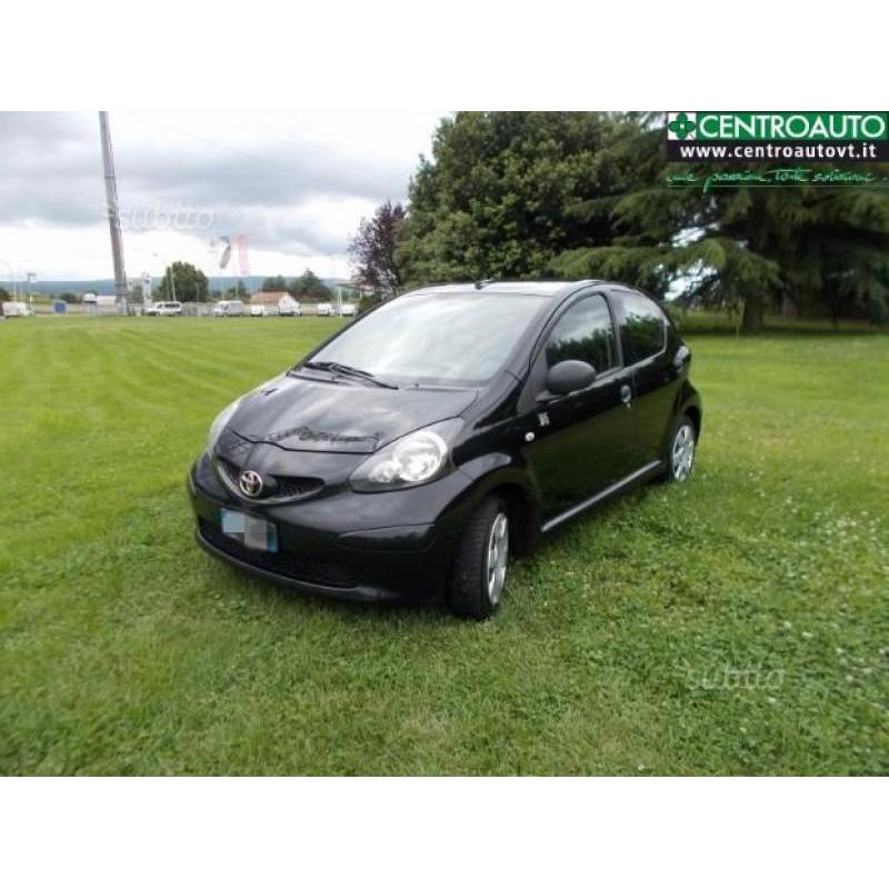 TOYOTA Aygo 1.0 12V VVT-i 5 porte Now