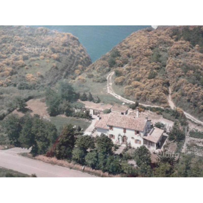 Casa sulla panoramica del monte San Bartolo