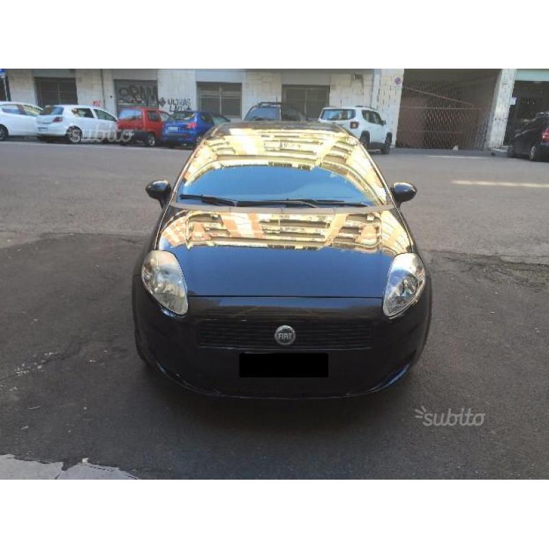 FIAT Grande Punto-multijet - 2009