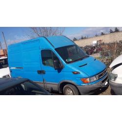 Ricambi iveco daily 2.8t anno 2004