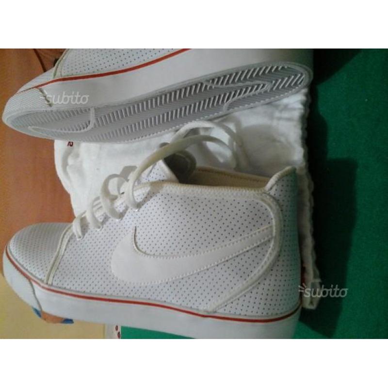 Scarpe nuove originali nike