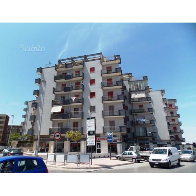 Zona nord: appartamento a piano medio con 3 balcon