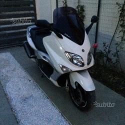 Yamaha T Max - 2006