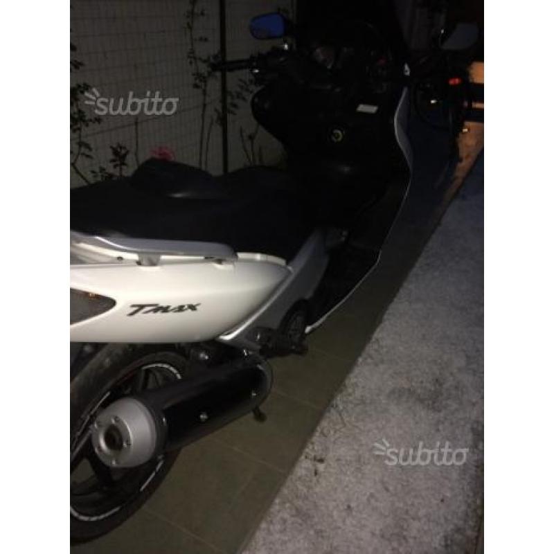 Yamaha T Max - 2006