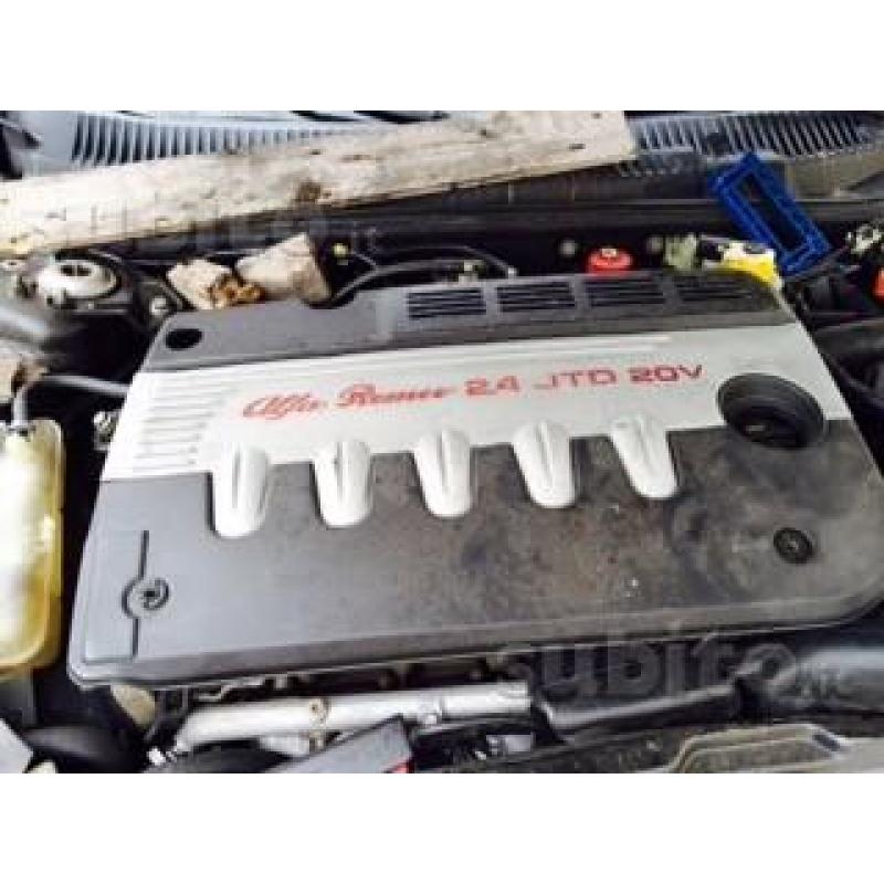 Alfa Romeo 156 2.400cc jtd 841G000