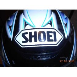 Casco shoei