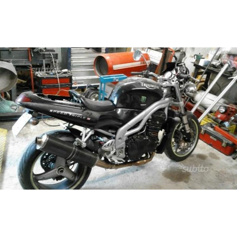 Triumph Speed Triple - 2006