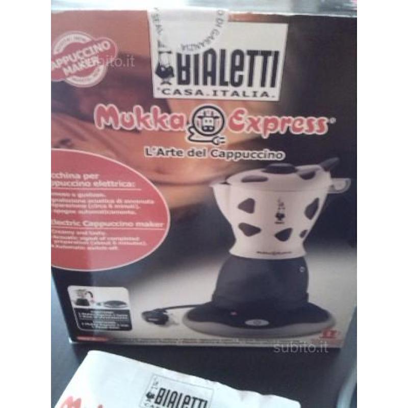 Macchina per cappuccino elettrica Bialetti