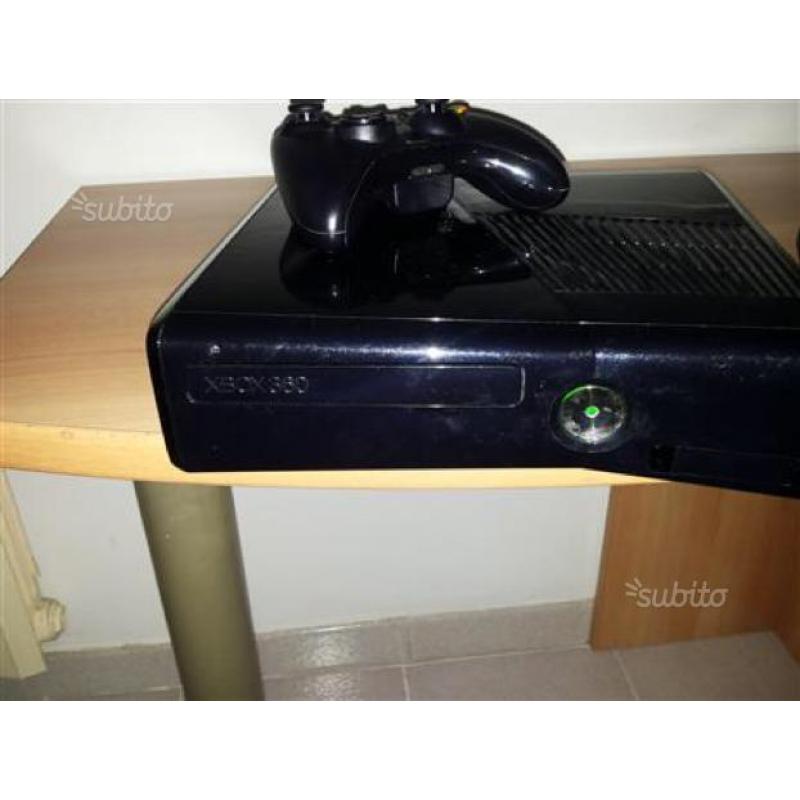 Xbox 360 elite slim 250gb + accessori