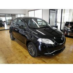 LANCIA Ypsilon 1.2 69 CV 5 porte Gold