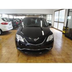 LANCIA Ypsilon 1.2 69 CV 5 porte Gold