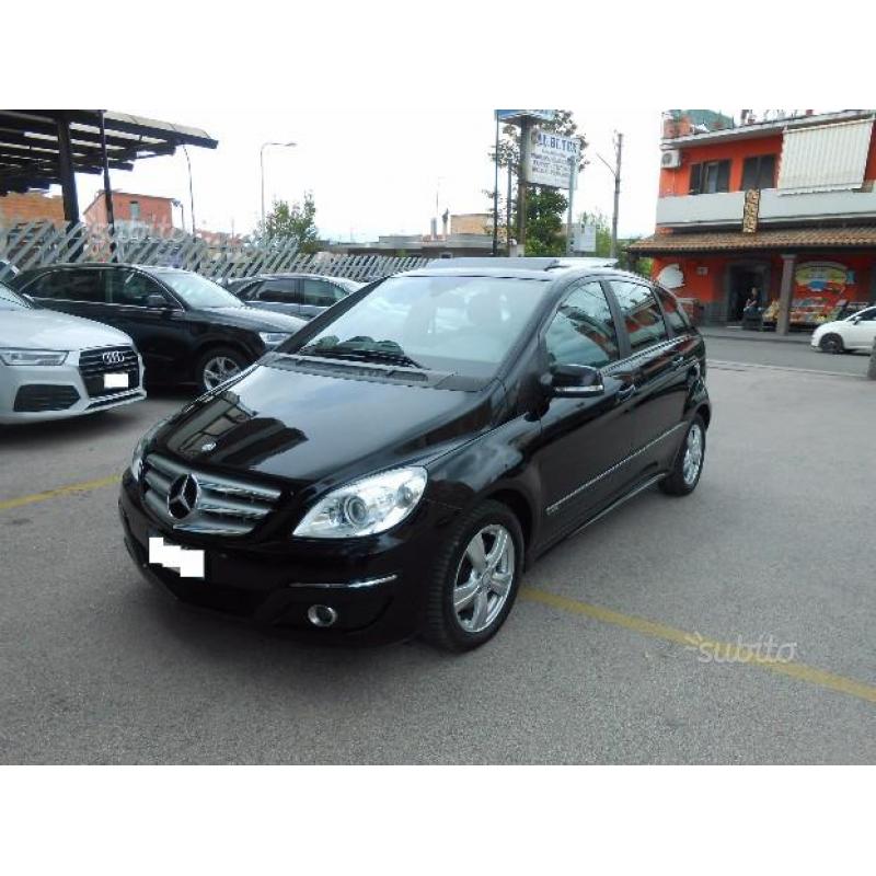 Mercedes-Benz B 200 CDI Chrome tetto apr