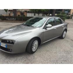 Alfa Romeo 159 jtdm 1.9 berlina pari al nuovo