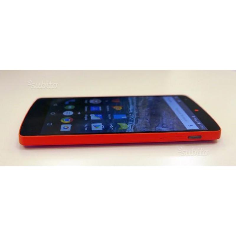 NEXUS 5 - RED Edition 32 GB