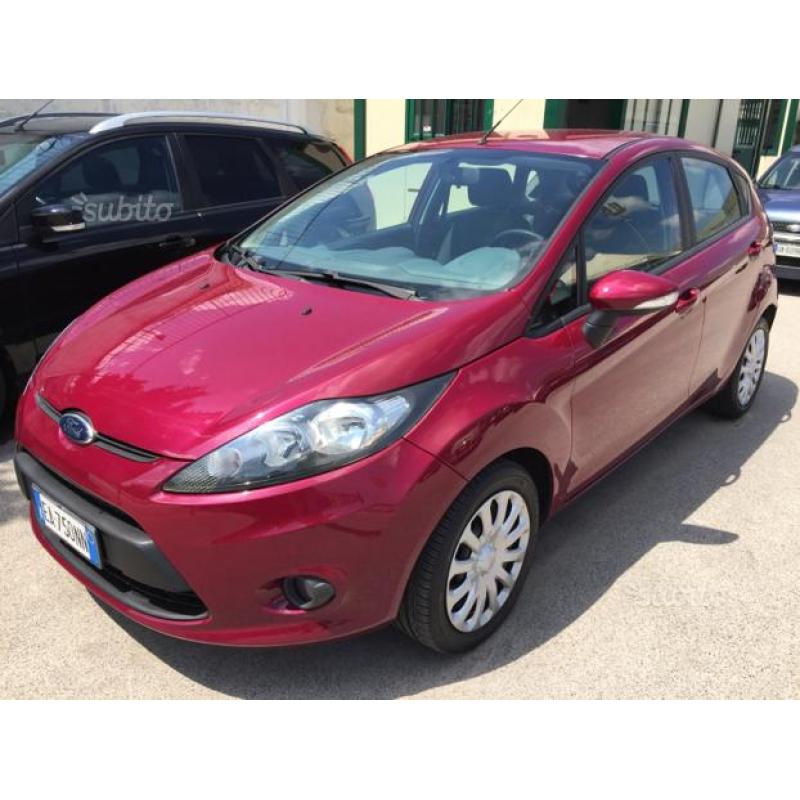 Ford fiesta 1.4 tdci 2010 perfetta