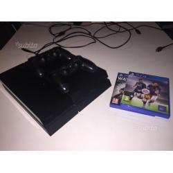 PS4 500 GB + 2 joystick wireless e FIFA 16