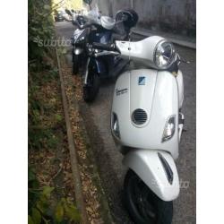 Piaggio Vespa 150 LX - 2009