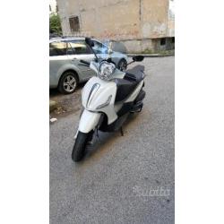 Piaggio Beverly 350 - 2011 nuovissimo