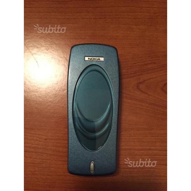 Cellulare NOKIA modello 7210