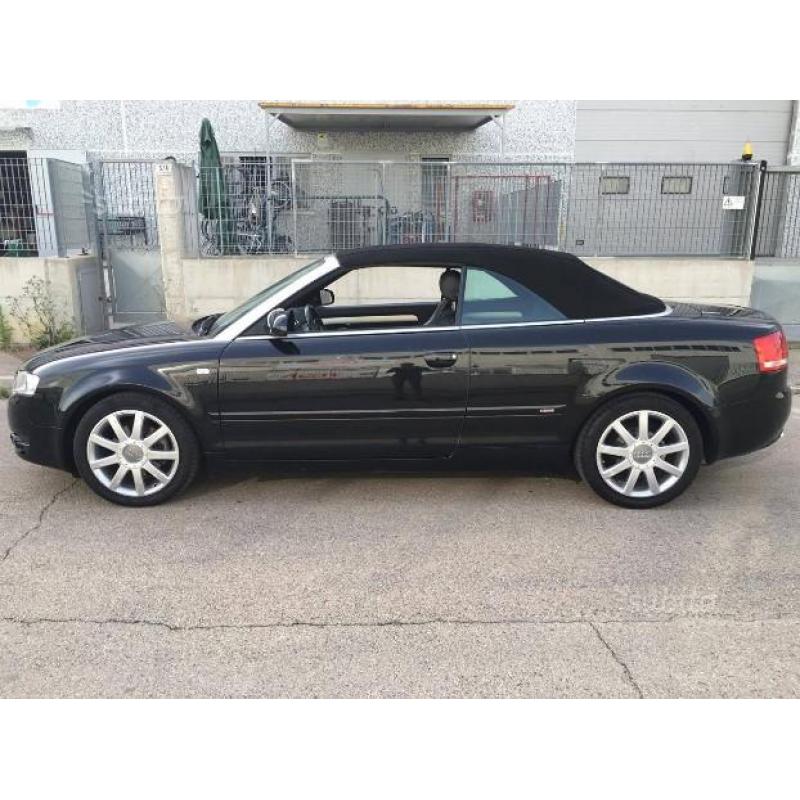 AUDI A4 Cabrio