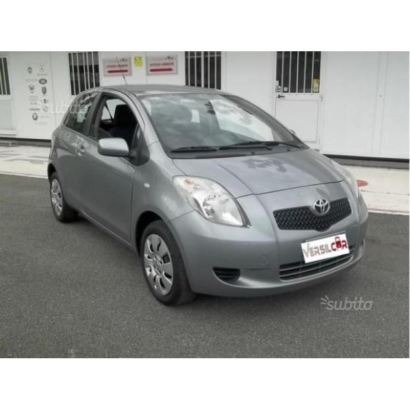 Toyota Yaris 1.0 3p. Sol - 2008