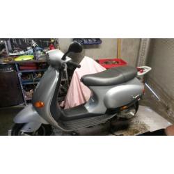 Vespa 50 et4