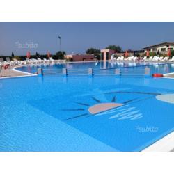 Mare e piscina in residence per vacanza