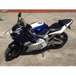 Yamaha YZF R6 - 2000