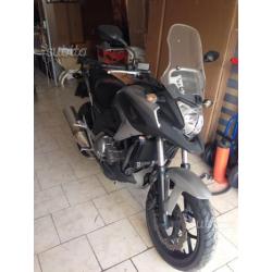 Honda nc700 x nc 700x dct