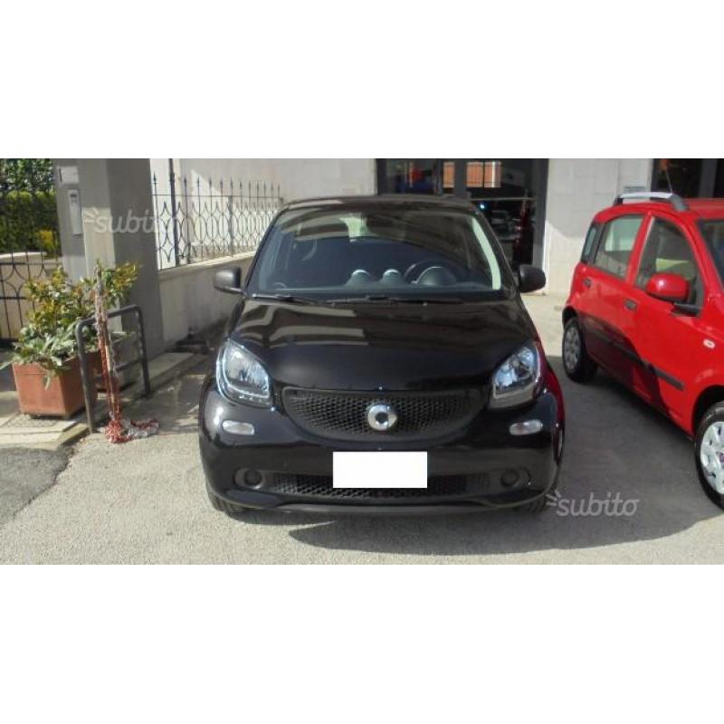 NUOVA SMART forfour 1.0 71 CV- BLUETOOTH- CRUISE