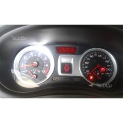 RENAULT Clio 3ª serie - 2007