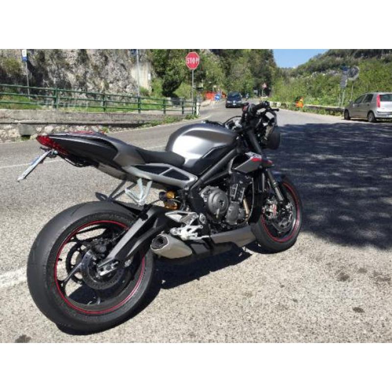 Triumph Street Triple rs