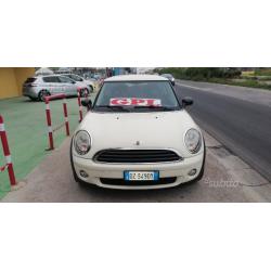 Mini cooper 1,4 gpl di serie