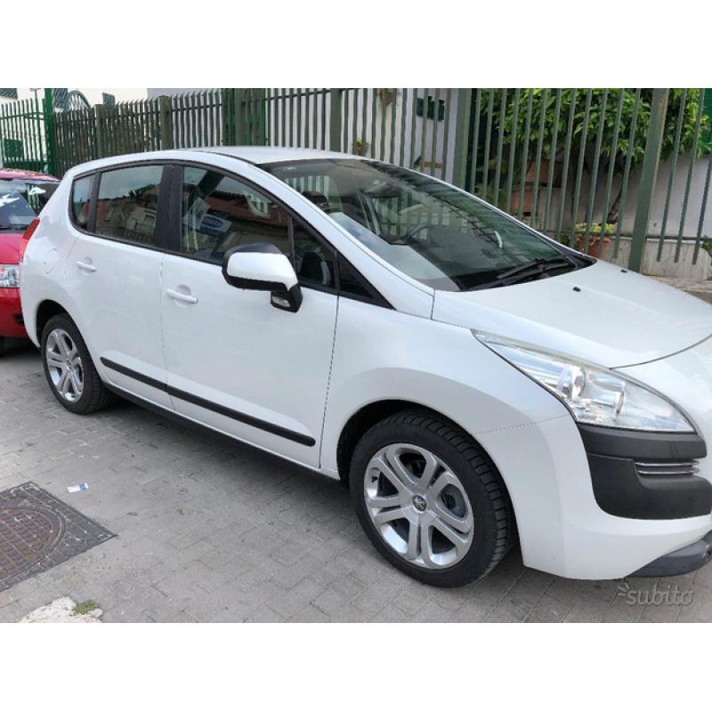 PEUGEOT 3008 1.6 HDi 110CV Business KM CERTIFIC.