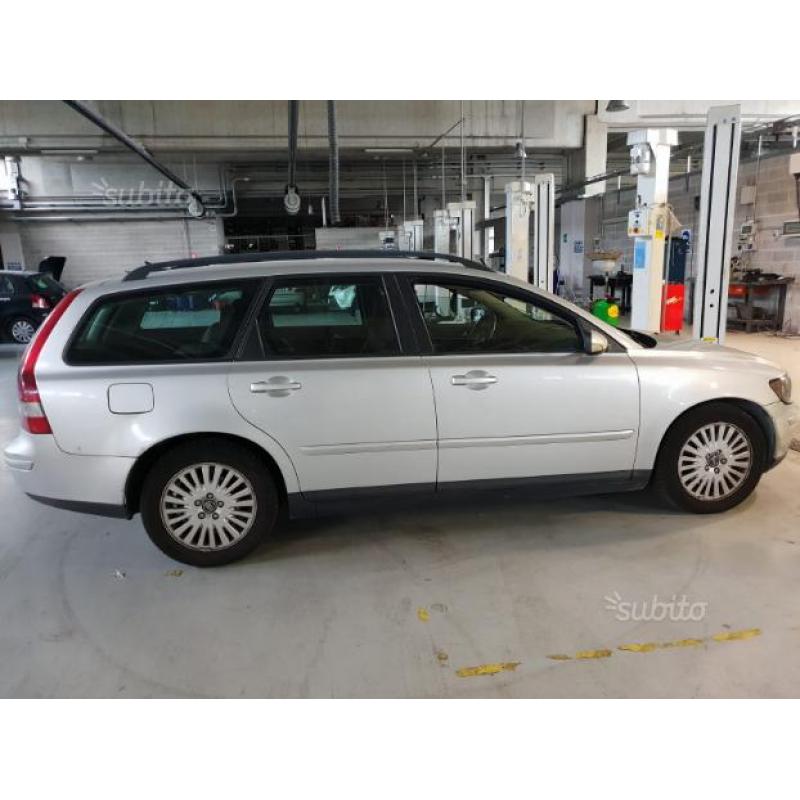 Modello Volvo V50